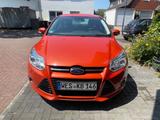 Ford Focus 1,6 EcoBoost 110kW Titanium Titanium - Ford Focus aus 2011: Limousine