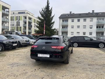 Mercedes CLA 220 Shooting Brake - 5