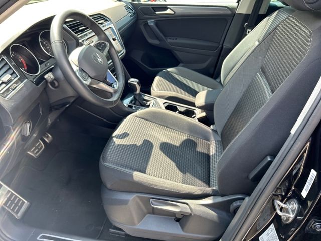 Fahrzeugabbildung Volkswagen Tiguan 2.0 TDI ACTIVE LED SHZ KLIMA APP-CONNECT