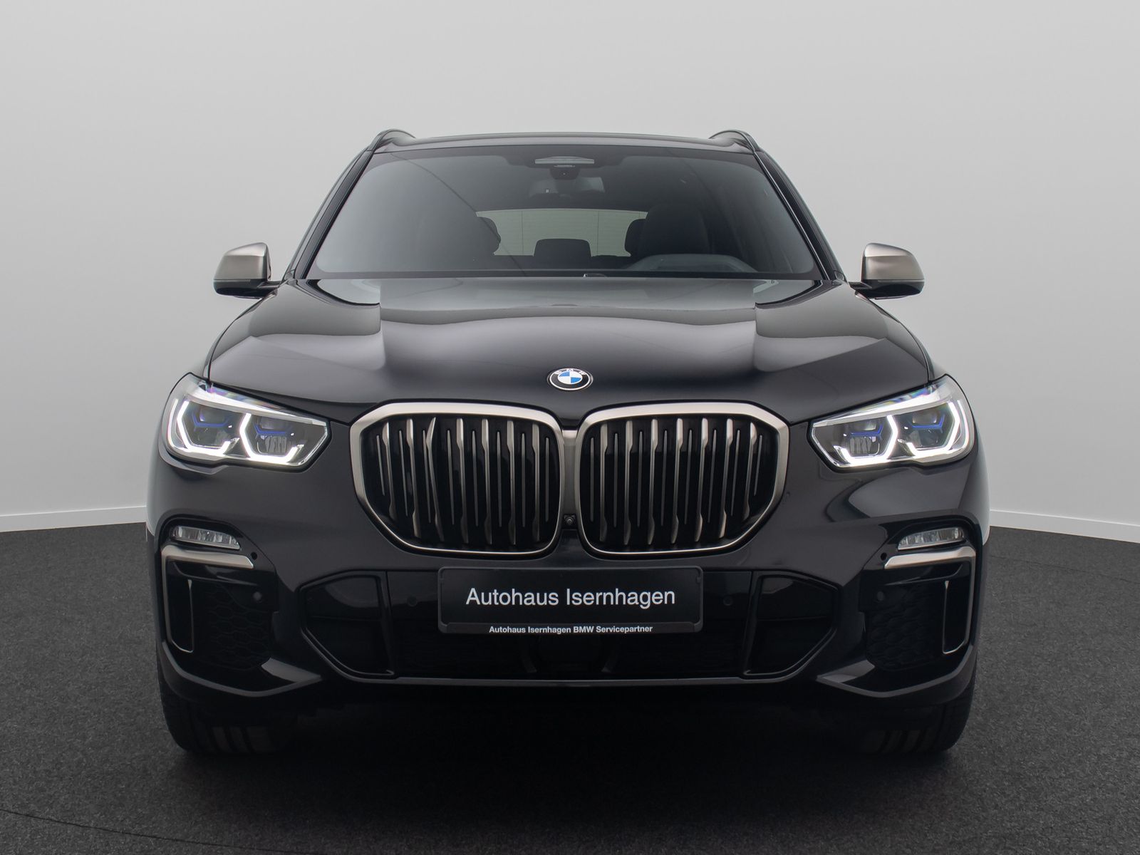 Fahrzeugabbildung BMW X5 M50i 360&deg; HUD Laser SoftCl DispKey Panorama