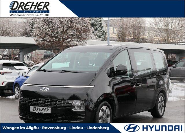 Image of Hyundai STARIA