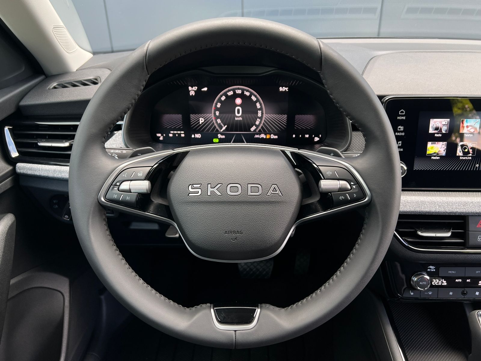 Fahrzeugabbildung SKODA Kamiq Selection 1.0 TSI DSG *AHK, LED, SmartLink