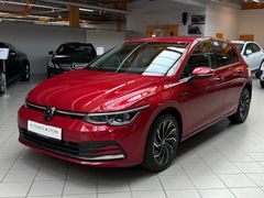 VW Golf VIII|SHZ|LHZ|LED|AHK|Massage|Kamera|Navi