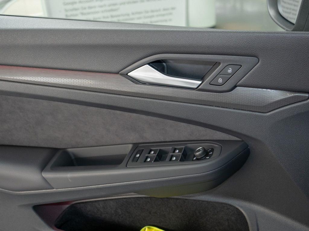 Volkswagen Golf VIII GTI 2.0 TSI Kamera LED APP Sitzhzg, миниатюра 15