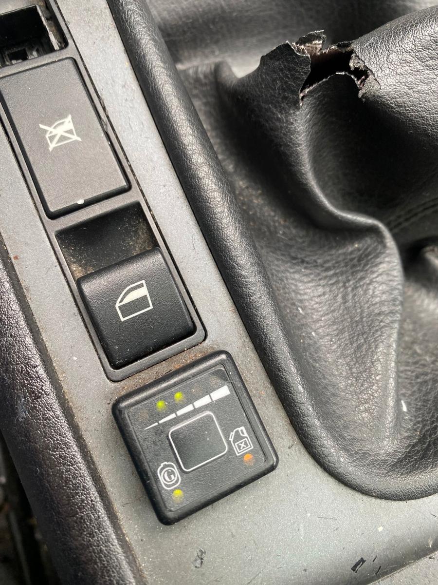 BMW 316 2005 — photo 15