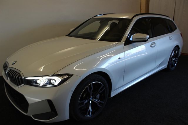 BMW 330i xDrive Touring M Sport *4400 KM* LED ACC