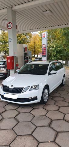 Skoda Octaivia Combi Anbition 1.5