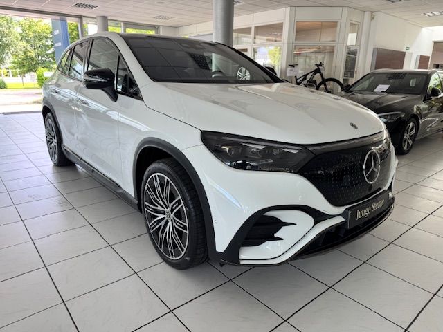 EQE 350+ SUV AMG Line Premium Pano AHK Memory 36