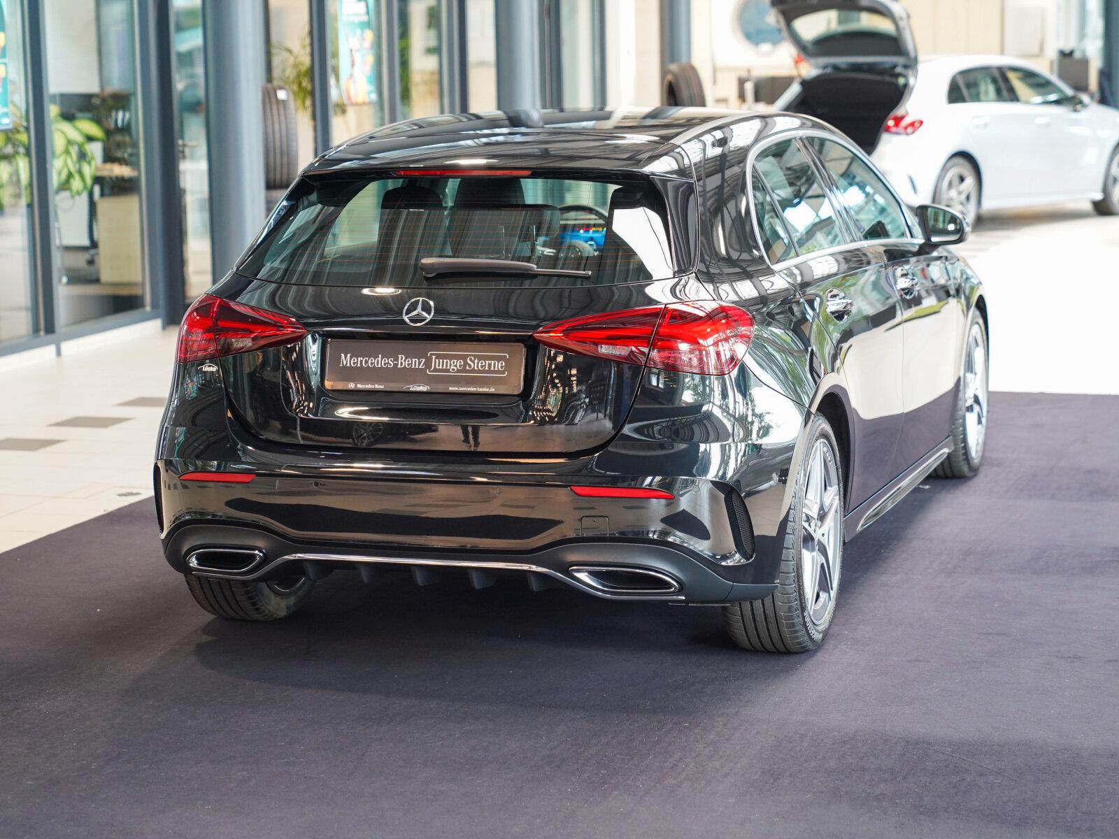 Mercedes-Benz A-Class AMG Line CarPlay Rückfahrkamera, миниатюра 3