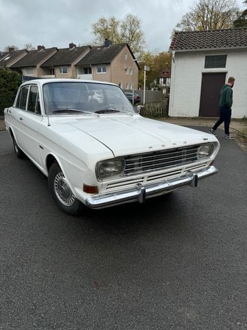 Ford Oldtimer Ford Taunus  15m p6