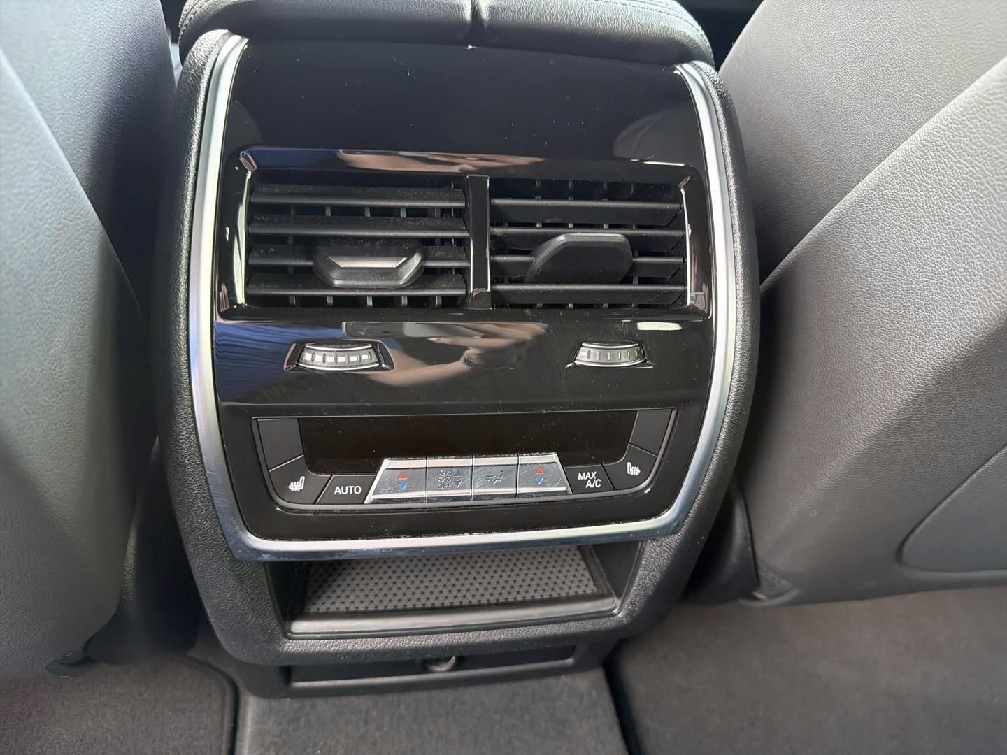 BMW X5 xDrive 40d M-Sport HUD AHK Pano Memory 360° foto 16