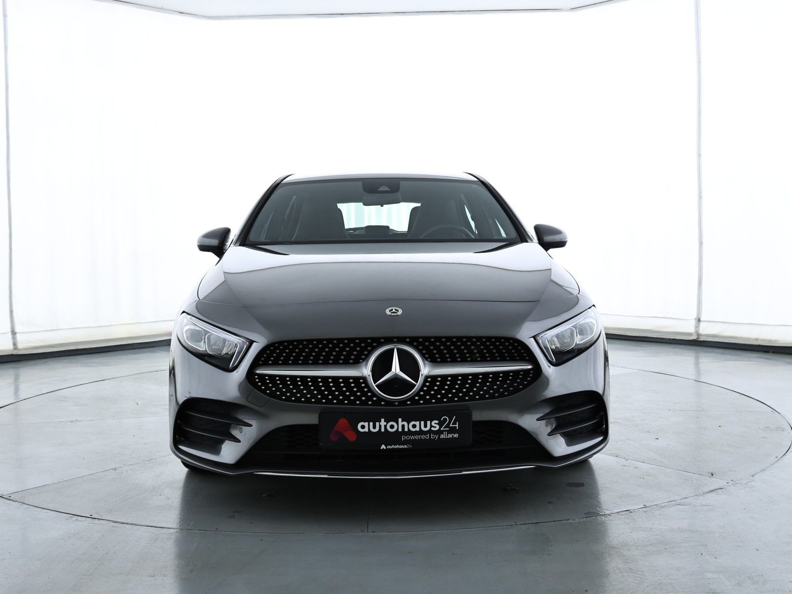 Mercedes-Benz A 180 AMG Line Navi LED Sithzg foto 2