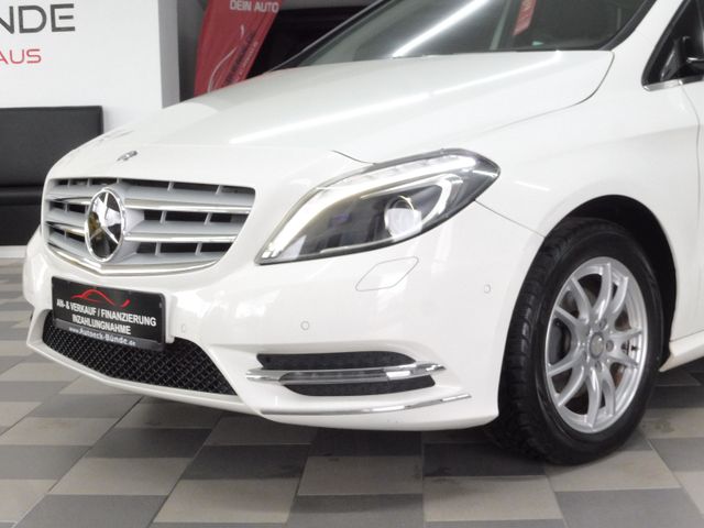 Mercedes-Benz B 180 Aut/Navigation/Bi-Xenon/Einparkhilfe/SiHz