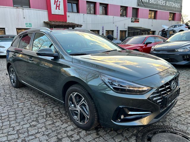 Hyundai i30 cw Trend Mild-Hybrid 88KW 5Tkm