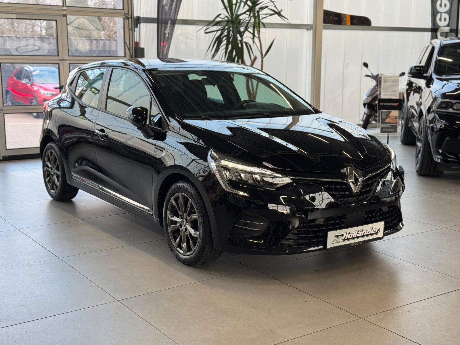 Fahrzeugabbildung Renault Clio V 1.0 TCe Zen