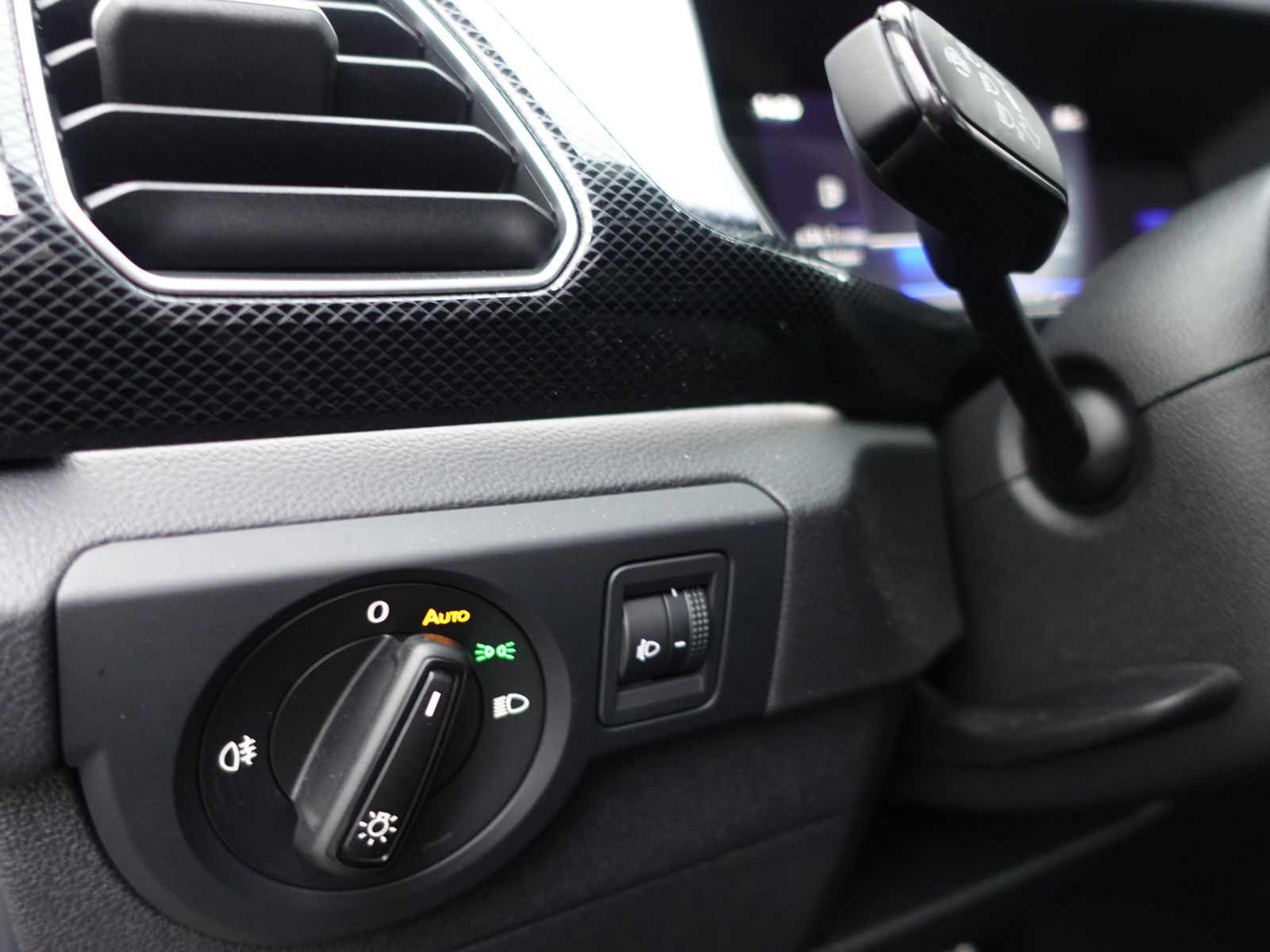 Fahrzeugabbildung Volkswagen T-Cross GOAL 1.0TSI,Kamera,Sitzhzg,ACC,Allwetter