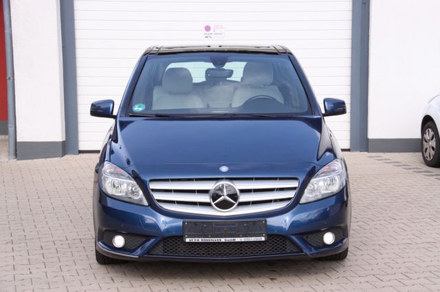 Mercedes-Benz B 180 <Klimaautomatik / PDC / Panorama>