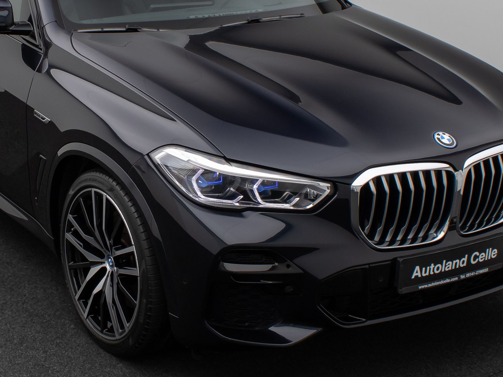 Fahrzeugabbildung BMW X5 xD45e M Sport Laser 360° HUD DAB HiFi 22Zoll