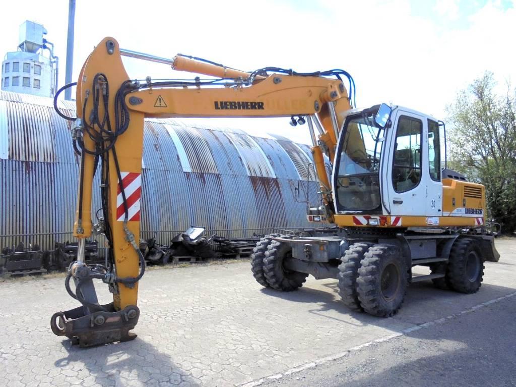 Liebherr A 904 C