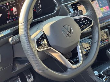 Volkswagen Tiguan Alls. R-Line 2,0l TSI 245PS 7-Gang-DSG