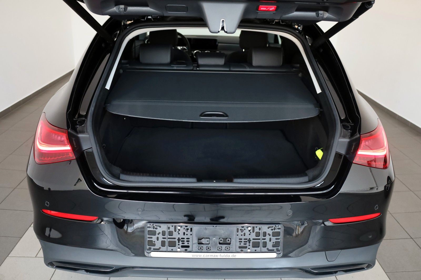 Fahrzeugabbildung Mercedes-Benz CLA 200d SB, T.Leder,Navi,Night-Paket,LED,SH +WR