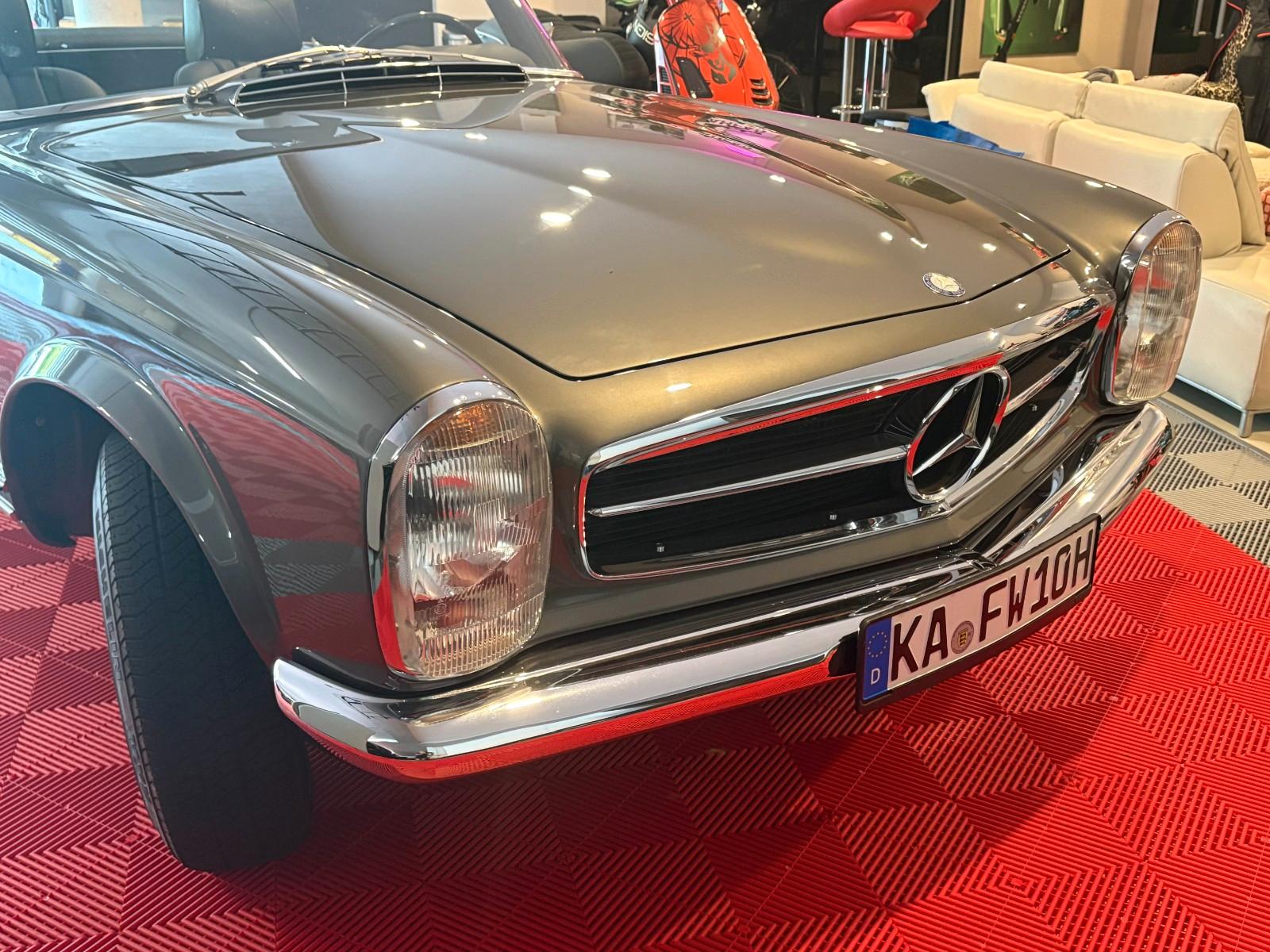 Mercedes-Benz SL 280