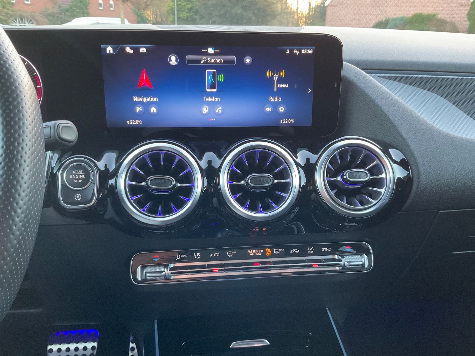 Fahrzeugabbildung Mercedes-Benz GLA 200 d DCT,AMG,AHK,Kamera,Multibeam,Distronic