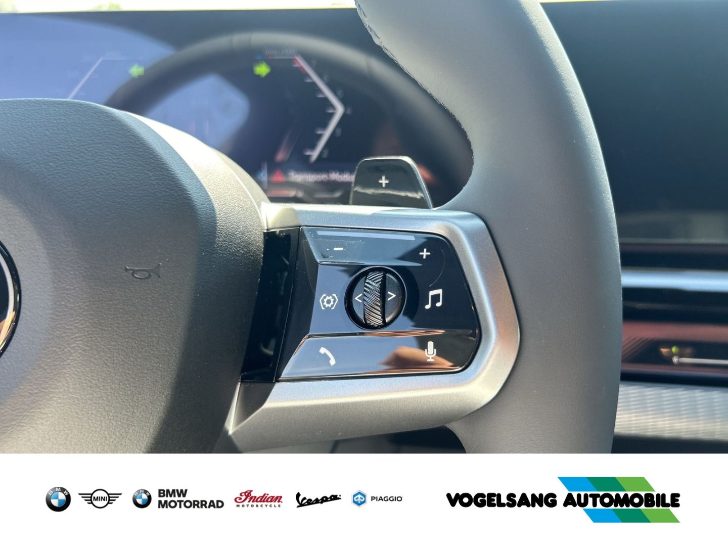 Fahrzeugabbildung BMW 520 i M Sport I Park-Assistent Sportpaket HUD AH