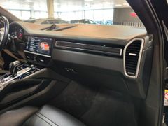 Fahrzeugabbildung Porsche Cayenne Coupe *SPORT-CHRONO* (18WG/PANO/SOFT/MA