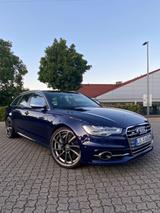 Audi S6 4.0 TFSI quattro S tronic Avant - - Audi S6 mit Benzin-Antrieb: Kombi