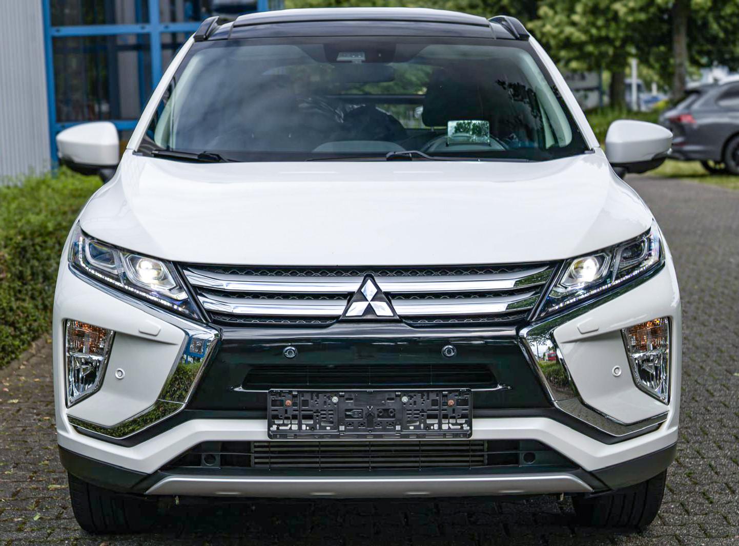 Mitsubishi Eclipse Cross Top 2WD*LEDER*LED*HUD*NAVI*SPURASS