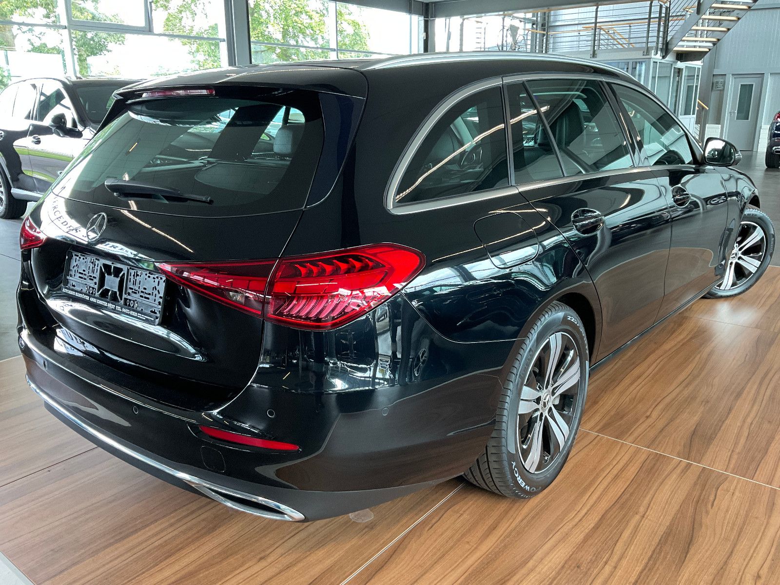 Mercedes-Benz C 220 T d 4Matic Avantgarde STANDHZG DISTRO SPUR foto 2