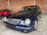 Mercedes-Benz E 220 CDI CLASSIC/AUTOMATIK/LEDER/EL.FENSTER - gebrauchte Mercedes-Benz E 220 aus dem Jahr 1999