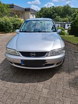 Opel Vectra 1.6 - - Opel Vectra aus 1999