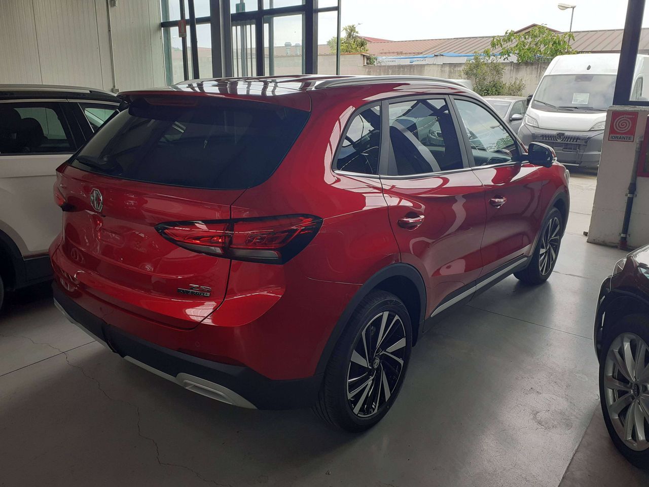 MG ZS