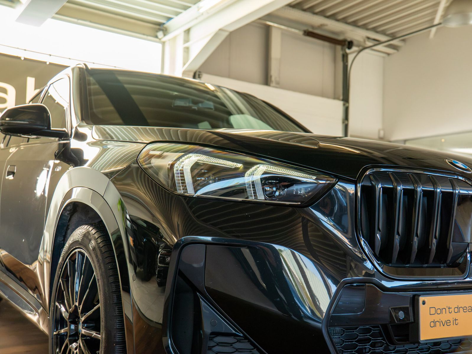 BMW X1 XDRIVE23I imagem 3