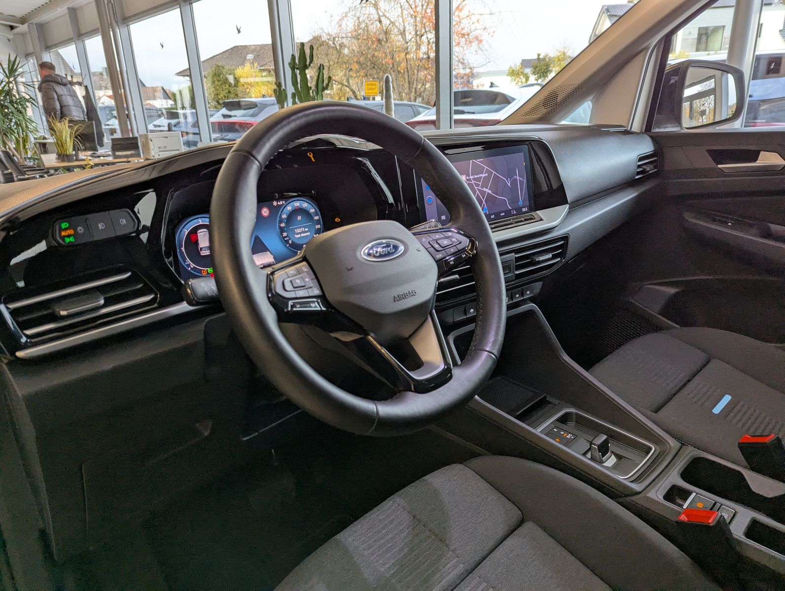 FORD Tourneo Connect L2 Active 7-Sitz Bi-LED Pano AHK - Image 23