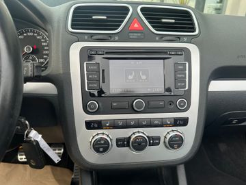 Volkswagen Eos 1.4 TSI Sport & Style BlueMotion Cabrio NAVI – Bild 10
