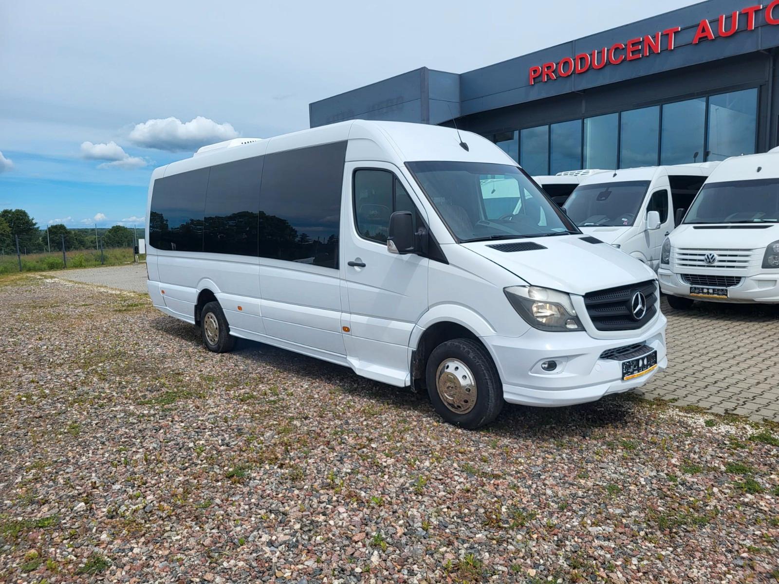 Mercedes-Benz Sprinter 519 CDI  - 24 places + 4 standing