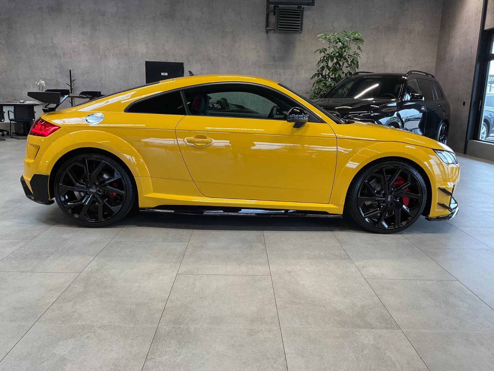 Audi TT RS Coupe Akropovic B&O Matrix 440PS 280km/h