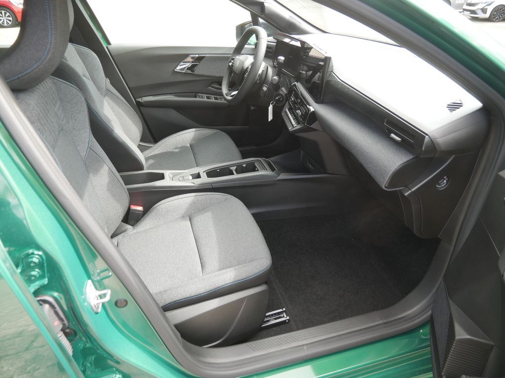 Fahrzeugabbildung Renault Clio Evolution TCe 115 EDC Automatik