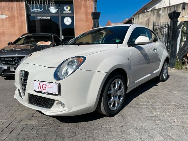 Alfa Romeo MiTo 1.6 JTDm 16V Distinctive Premium