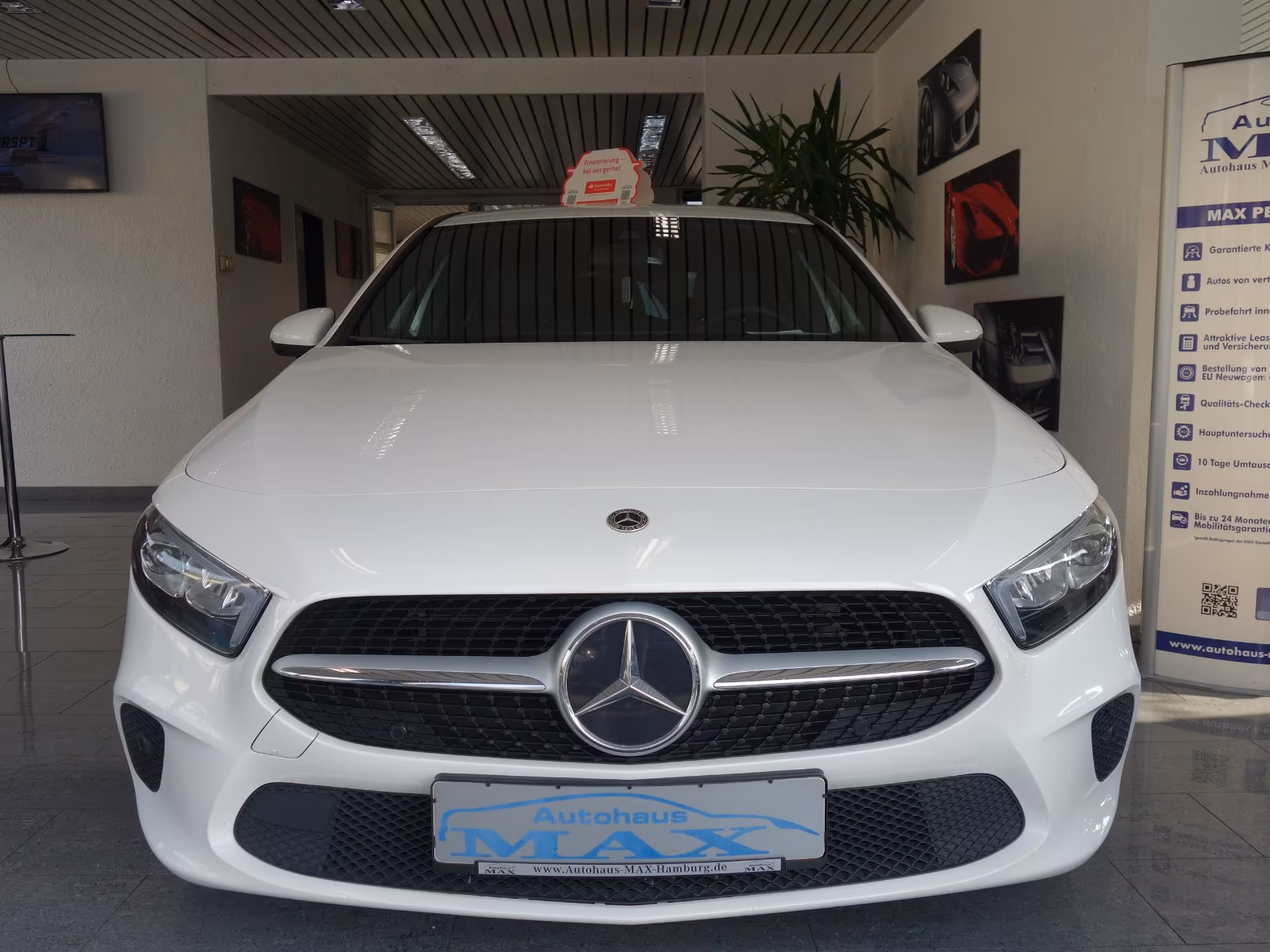 Mercedes-Benz A 180 d/1-HAND/LED-Scheinwerfer/NAVI/PDC