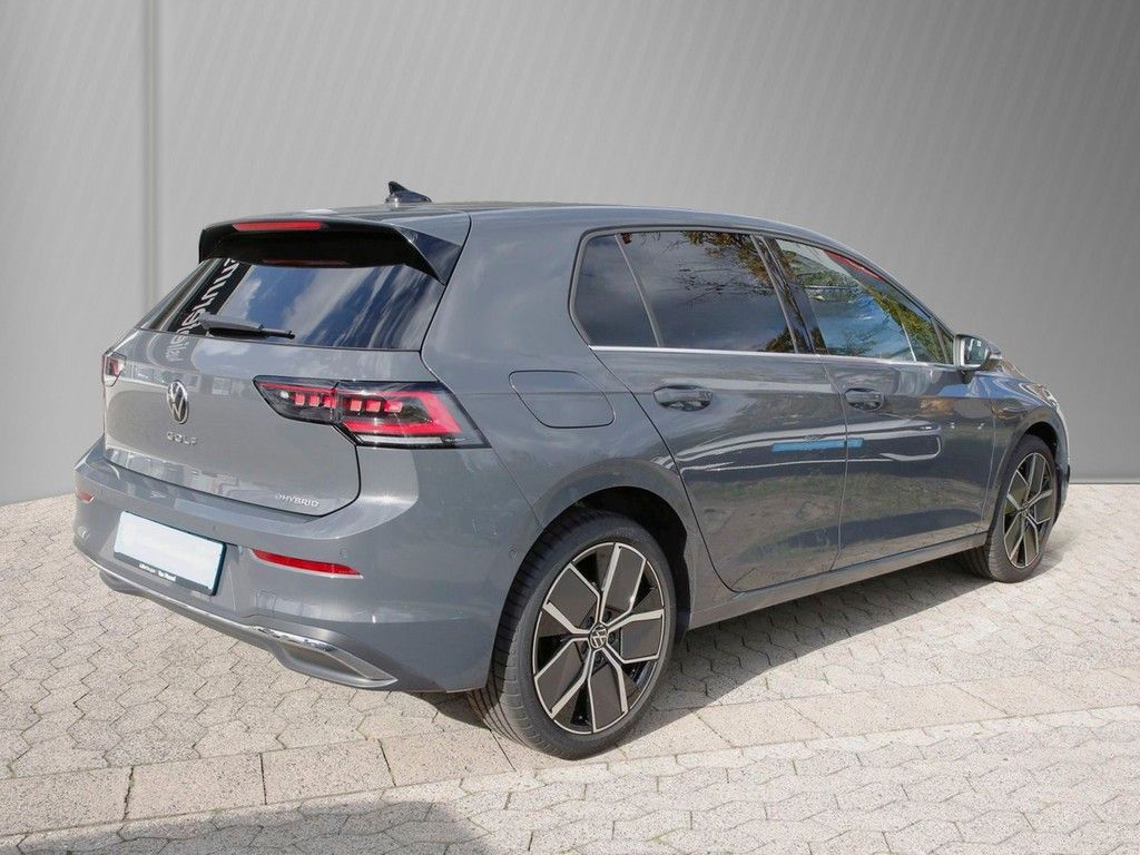 Volkswagen Golf VIII 1.5 TSI eHybrid 150 kW Style 18 Pano foto 5