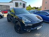 Porsche Cayenne *NAVI*KAM*LEDER*LUFT*AHK*PANO*EXPORT - gebrauchte Porsche Cayenne aus dem Jahr 2016