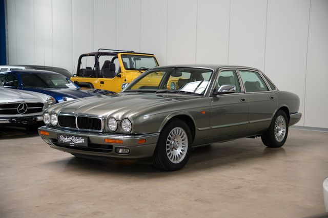 JAGUAR XJ Sovereign 4.0 Automatik / Sammler Fahrzeug