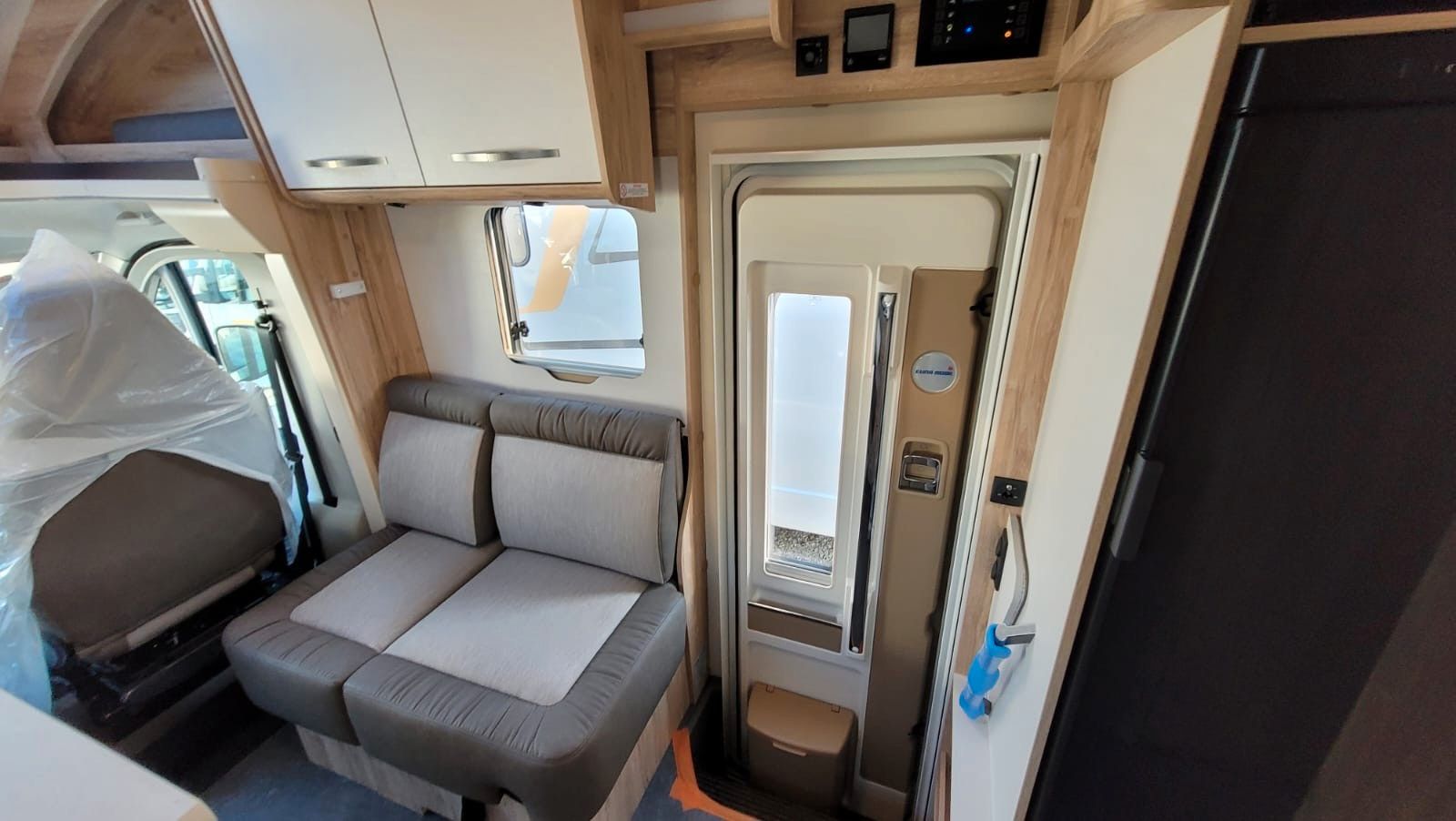Fahrzeugabbildung Eura Mobil Profila RS 720 EF *Backofen, AHK*