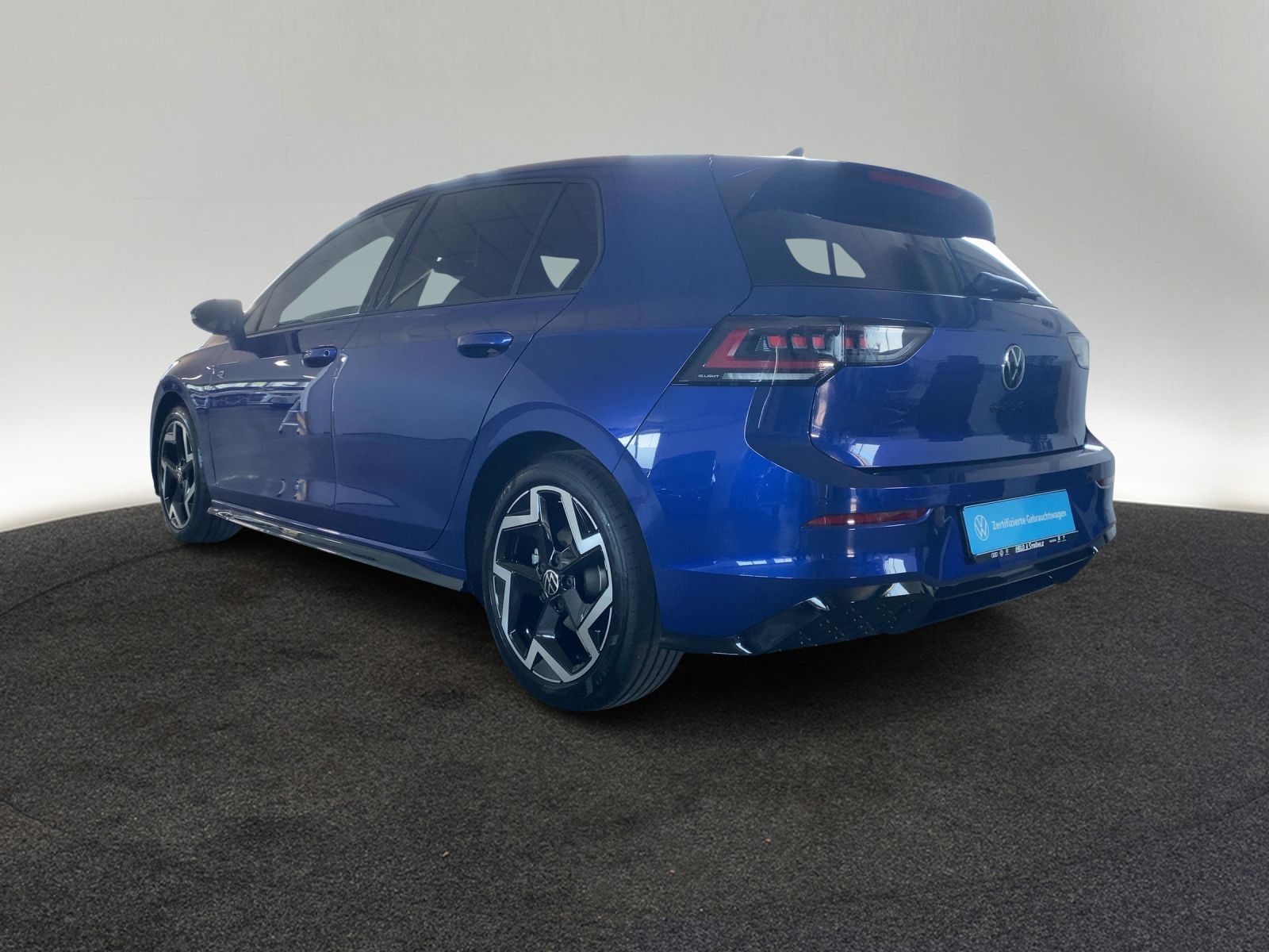 Volkswagen Golf 8 R-LINE 1.5 eTSI DSG IQ.LED NAVI KAM HuD foto 3