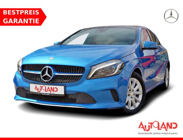 Mercedes-Benz A180 LED Navi Sitzheizung Panorama Teilleder