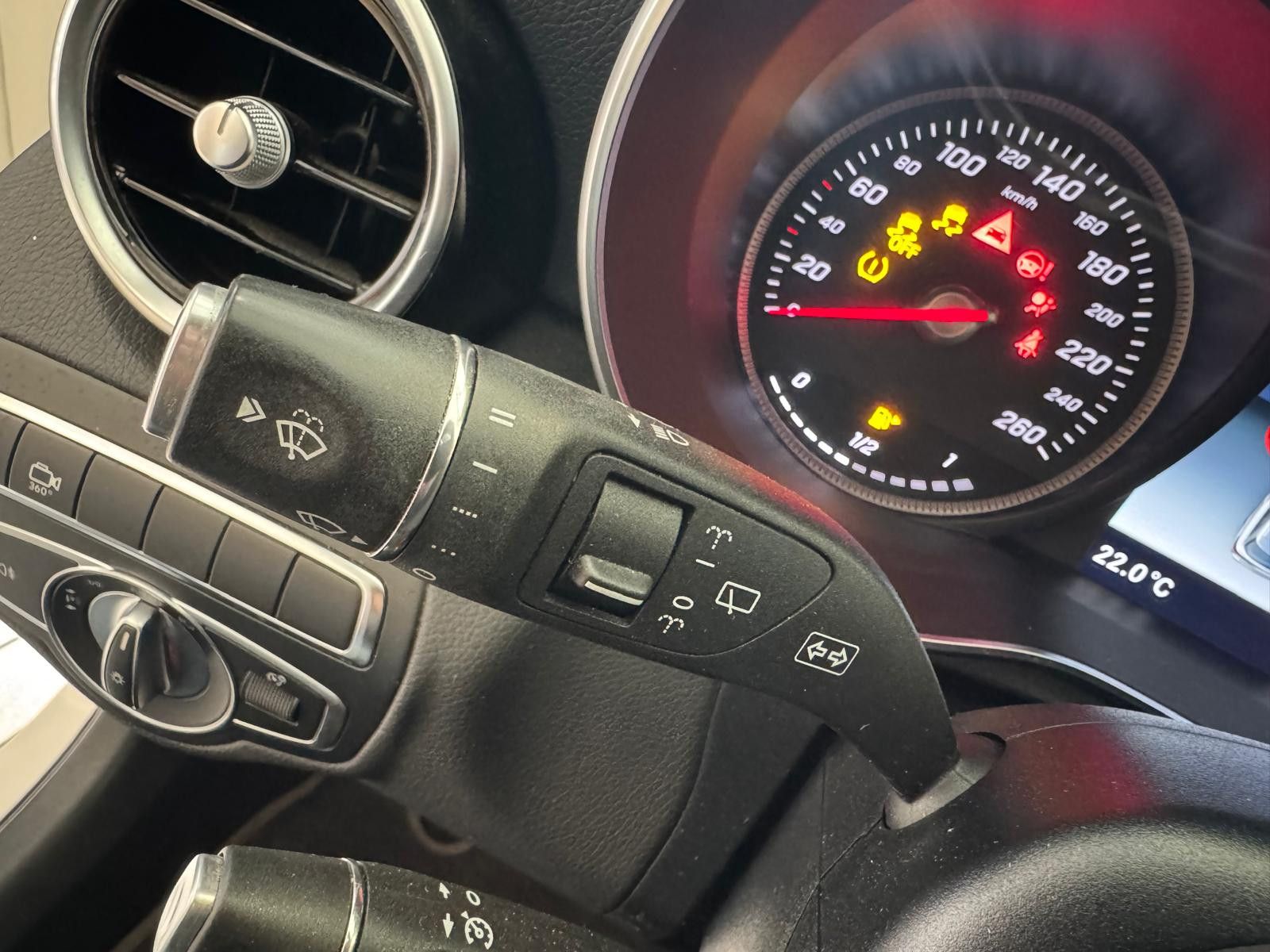 Fahrzeugabbildung Mercedes-Benz C 200 T-Modell AVANTGARDE/NAVI/KLIMA/